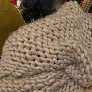 Chunky knit gray blanket